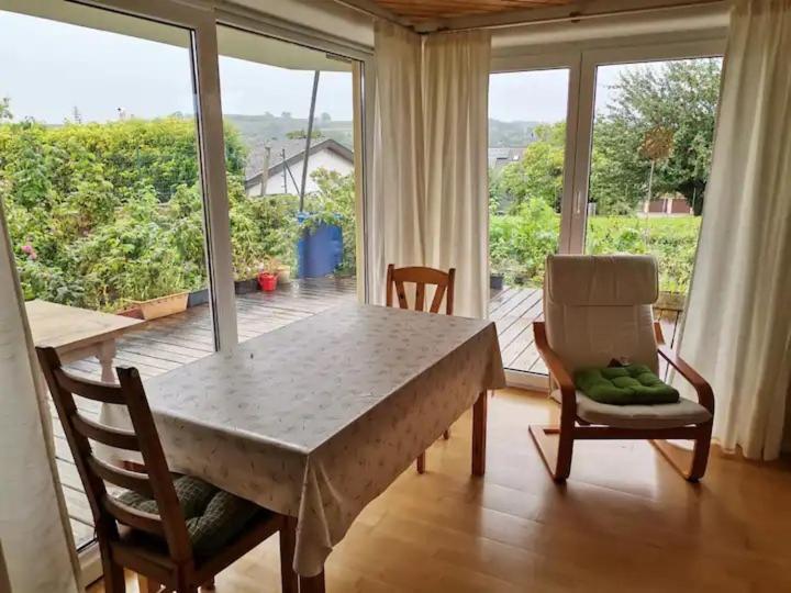 Schoene Ferienwohnung Mit Terrasse Malterdingen Extérieur photo